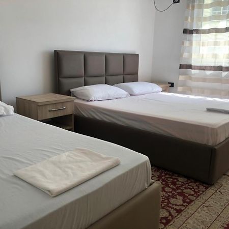Ardo Apartament Durrës Exteriör bild