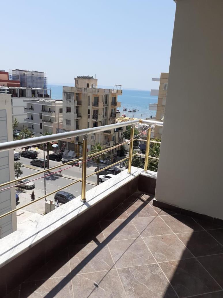 Ardo Apartament Durrës Exteriör bild
